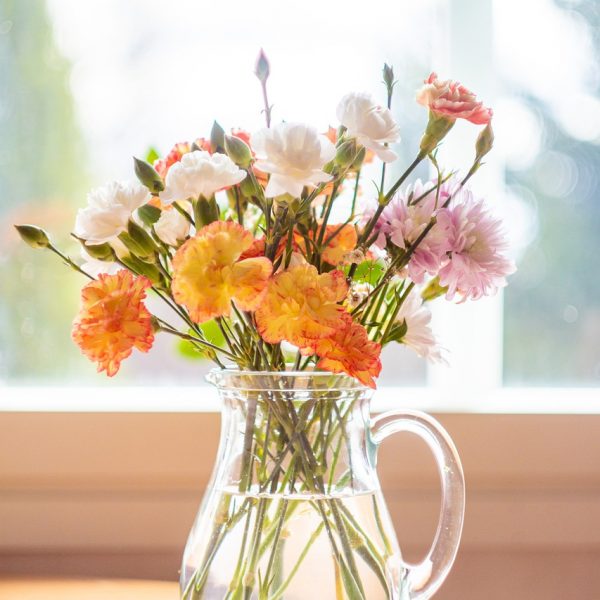 flowers, table, bouquet-7233992.jpg